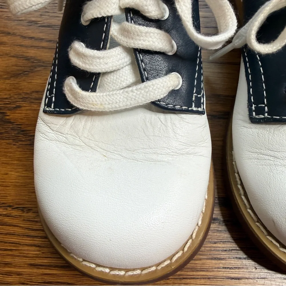 Willets Boys Classic Chris Navy and White Lace-Up Saddle Oxford Shoes 8.5